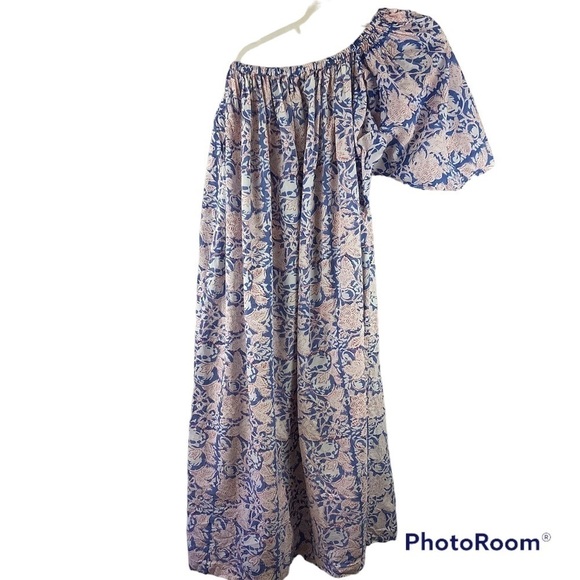 Holly Shae Designs Alese Resort Floral Dress - Picture 3 of 5